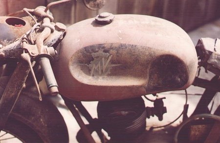 MV_Agusta_125_pre_restoration_4.jpg