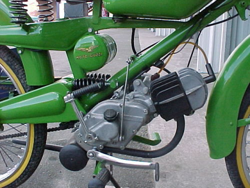 Moto_Guzzi_Cardelino_Engine.jpg