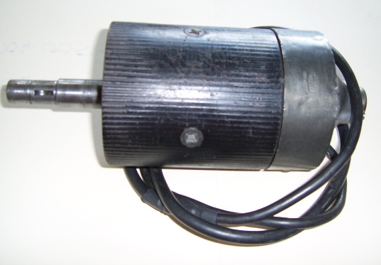 Ducati_Bosch_SD900_Starter_Motor.jpg