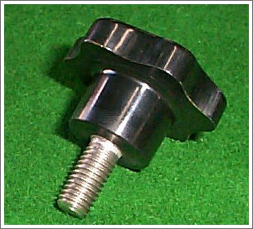 Ducati GT750 seat knob.jpg