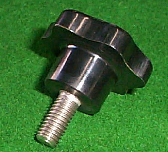 Ducati_GT750_seat_knob.jpg